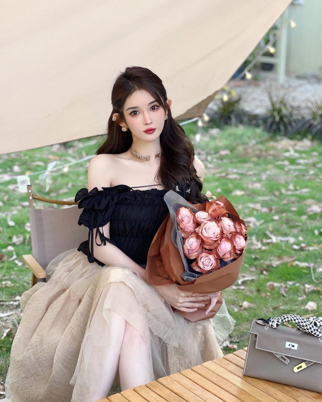 GKlp7kJW4AE7LdI (1).jpg